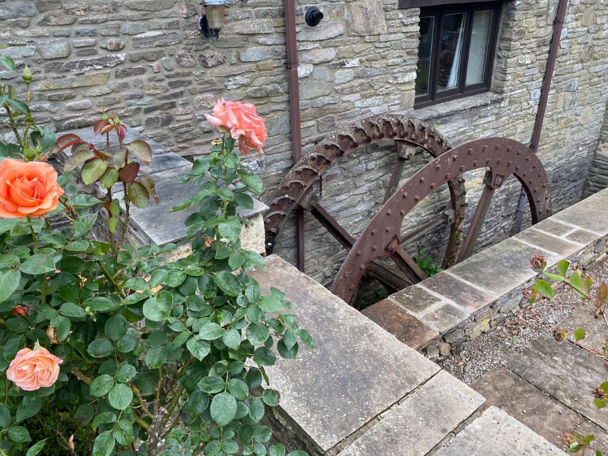 Villa Trebarried Mill à Brecon Extérieur photo